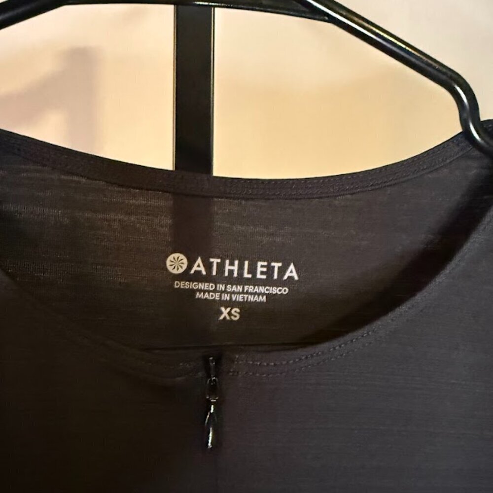 Athleta Pacifica Rashguard Tank - Picture 4 of 6